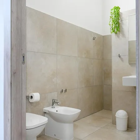 Dome ゲストハウス 3*